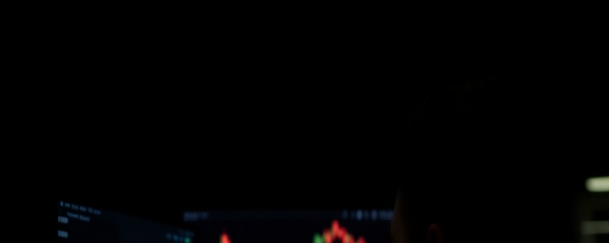 Bitcoin and Ether Liquidity Rebuilds, Altcoins Lag Behind