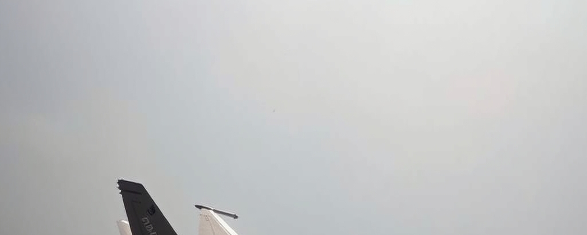 Saudi Airstrikes on Sanaa Escalate Tensions, Houthi Threats Loom