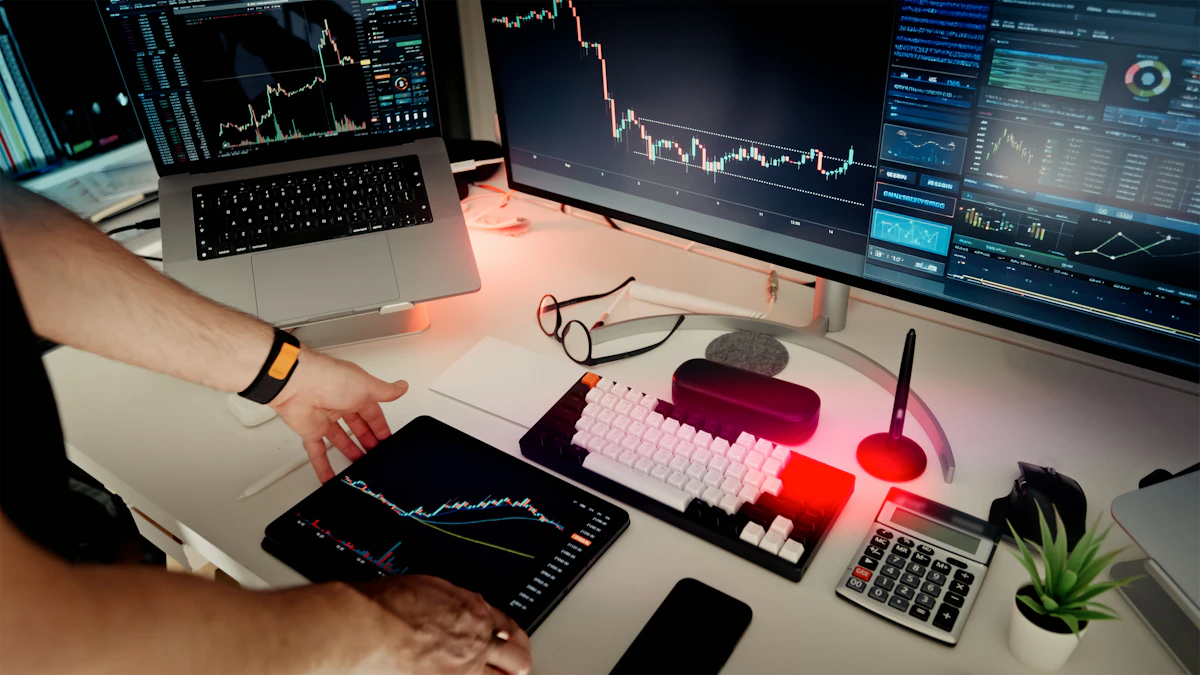 Scammer Loses $4.8 Million in Bitcoin After Thieves Drain Ledger Wallets